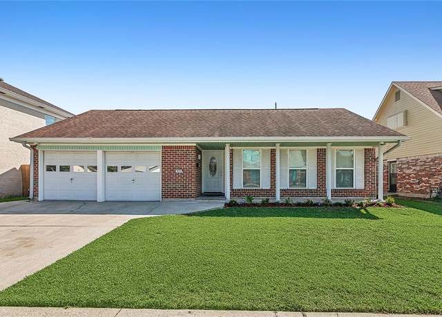 Property at 545 Brookmeade Dr, Gretna, LA 70056, 4 beds, 2 baths