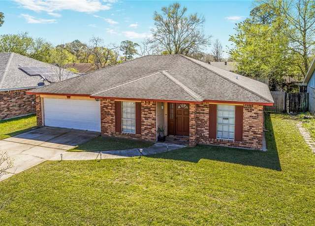 Property at 1504 Kings Row, Slidell, LA 70461, 3 beds, 2 baths