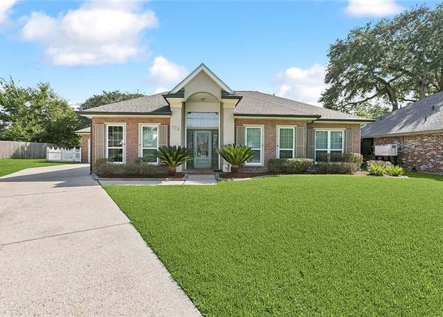 Property at 178 Colony Rd, Belle Chasse, LA 70037, 4 beds, 2 baths