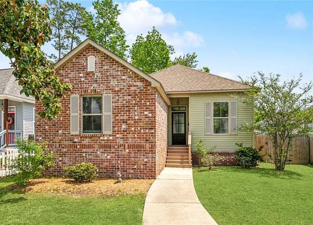 Property at 61126 Jade St, Lacombe, LA 70445, 3 beds, 2 baths