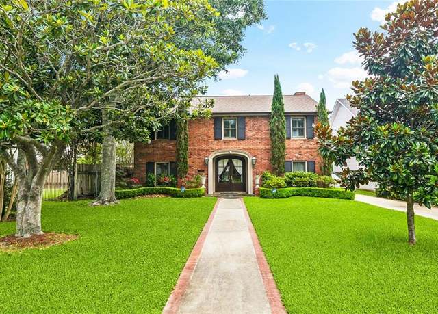 Property at 4917 Lake Vista Dr, Metairie, LA 70006, 4 beds, 2.5 baths