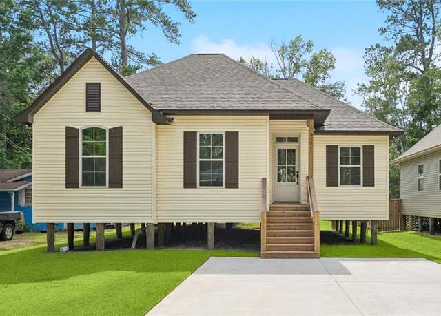 Property at 4251 Poplar Dr, Slidell, LA 70461, 4 beds, 2 baths