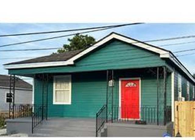 Property at 3239 Bloomingdale Ct, New Orleans, LA 70125, 3 beds, 2 baths