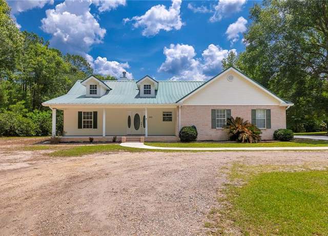 Property at 39311 Okefenokee Rd, Pearl River, LA 70452, 3 beds, 2.5 baths