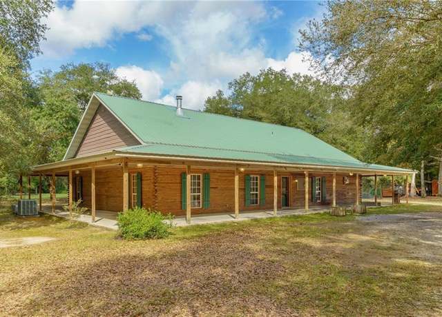 Property at 70390 Pichon Rd, Pearl River, LA 70452, 4 beds, 2.5 baths