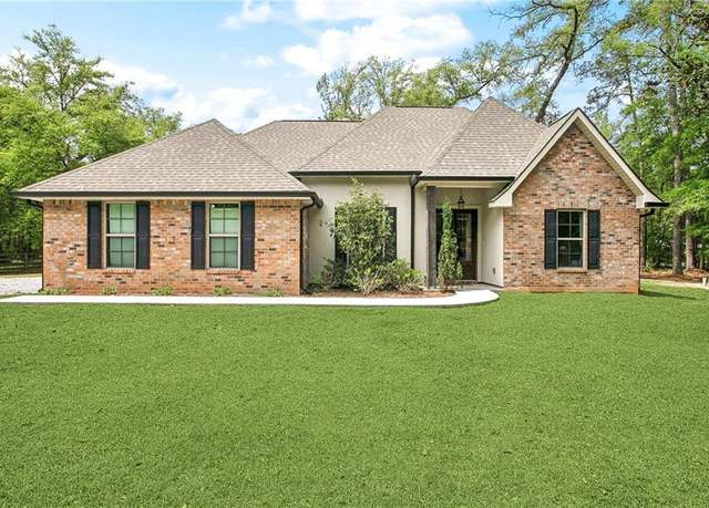 Property at 77385 Passman Rd, Covington, LA 70435, 3 beds, 2 baths