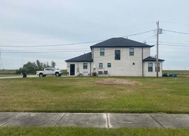 Property at 605 Daryl Dr, Chalmette, LA 70043