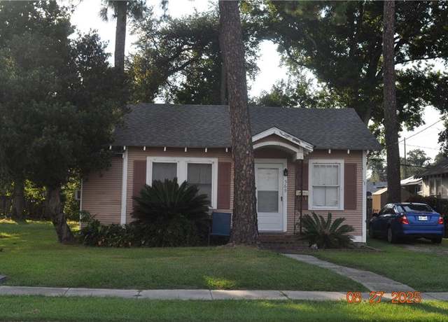 Property at 569 Apple St, Norco, LA 70079, 2 beds, 2 baths