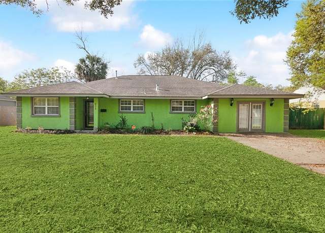 Property at 213 Rhodes Ave, New Orleans, LA 70131, 3 beds, 2.5 baths