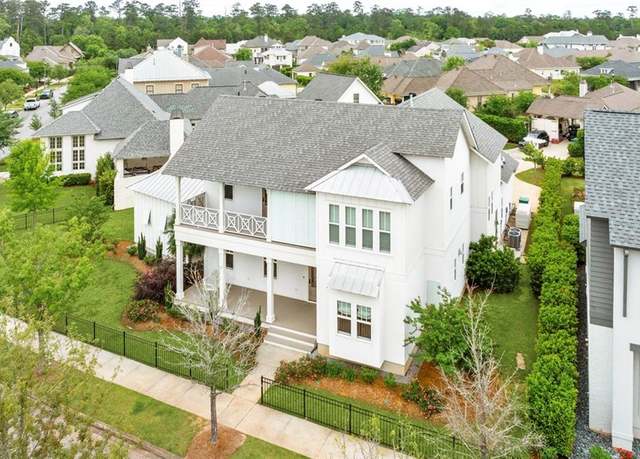 Property at 640 Bocage Ct N, Covington, LA 70433, 4 beds, 3.5 baths