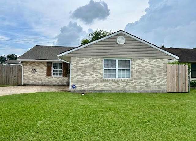 Property at 161 Carmen Dr, Avondale, LA 70094, 3 beds, 1.5 baths