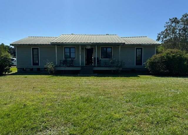 Property at 3328-A Bayou Rd, St Bernard, LA 70085, 3 beds, 2 baths