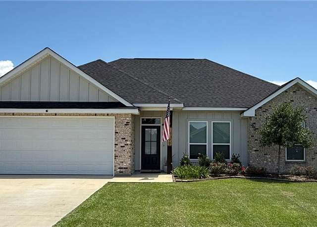 Property at 18198 Wolftrack Way, Loranger, LA 70446, 3 beds, 2 baths