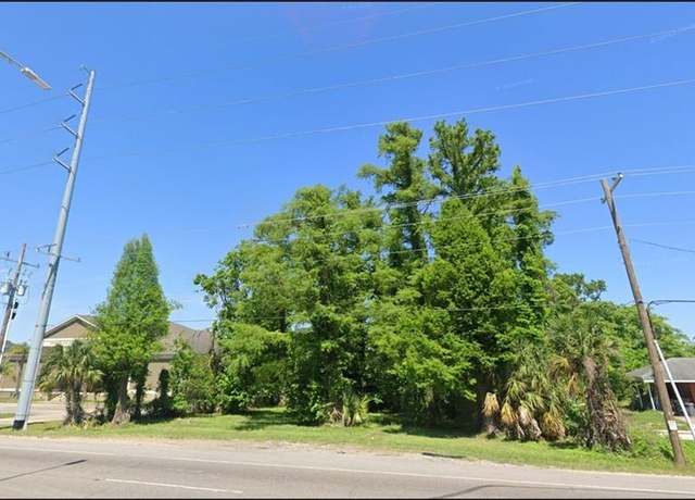 Property at 11033 Chef Menteur Hwy, New Orleans, LA 70127