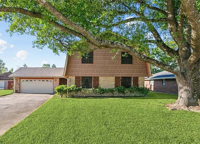 Property at 106 Somerset Rd, La Place, LA 70068, 4 beds, 2.5 baths