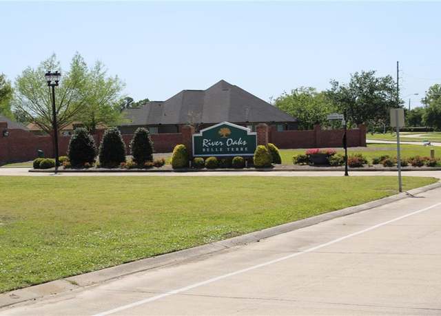 Property at 629 Desoto Dr, La Place, LA 70068