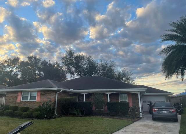 Property at 6606 Bamberry St, New Orleans, LA 70126, 3 beds, 2 baths