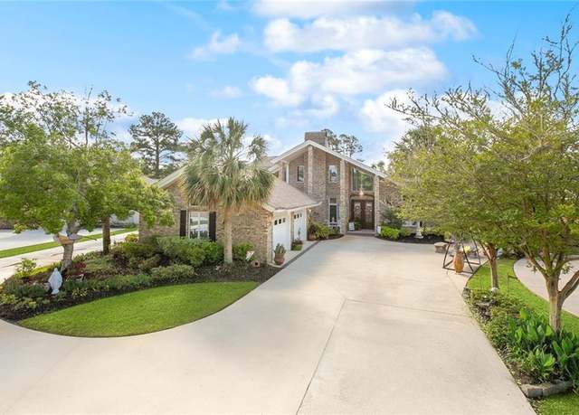 Property at 30 Pine Ln, Hammond, LA 70401, 3 beds, 2.5 baths