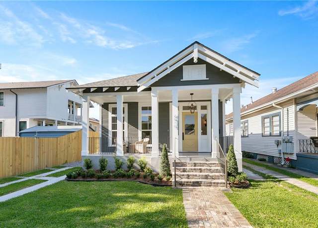 Property at 4919 S Saratoga St, New Orleans, LA 70115, 3 beds, 3 baths