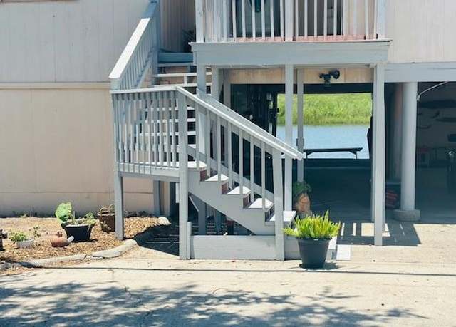 Property at 54129 Hwy 433 Hwy, Slidell, LA 70461, 3 beds, 2.5 baths