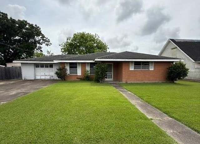 Property at 2258 General Collins Ave, New Orleans, LA 70114, 3 beds, 2 baths