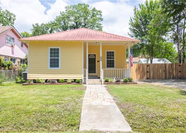 Property at 2970 College St, Slidell, LA 70458, 2 beds, 1 bath