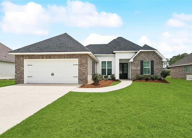 Property at 72372 Homestead St, Covington, LA 70435, 4 beds, 2 baths