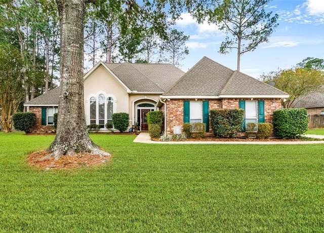 Property at 219 Bamboo Dr, Covington, LA 70433, 3 beds, 2 baths
