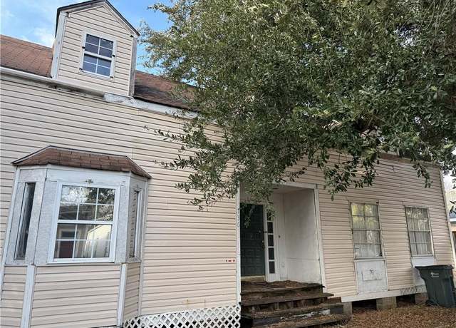 Property at 136 38 Cherokee St, New Orleans, LA 70118, 4 beds, 2.5 baths