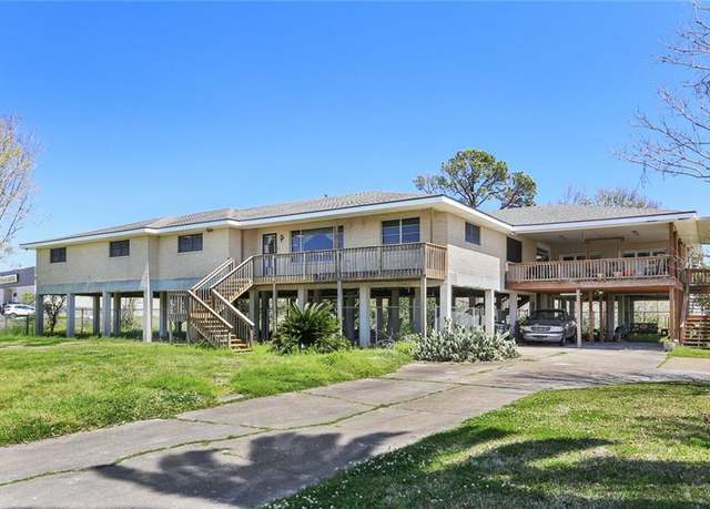 Property at 6461 Grand Caillou Rd, Houma, LA 70363, 4 beds, 2.5 baths