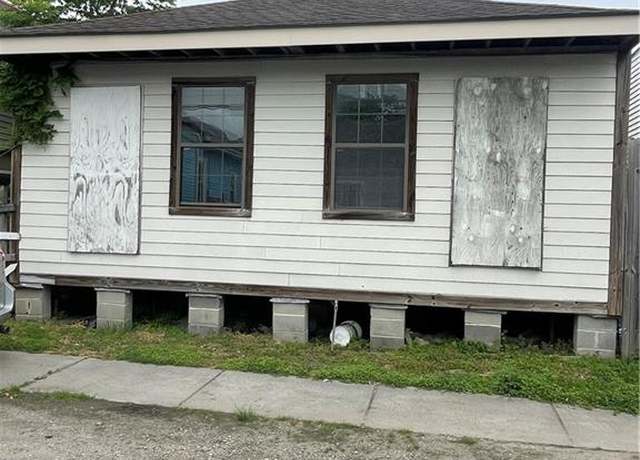 Property at 1405 07 Port St, New Orleans, LA 70117, 6 beds, 4 baths
