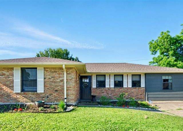 Property at 6200 Morton St, Metairie, LA 70003, 4 beds, 2 baths