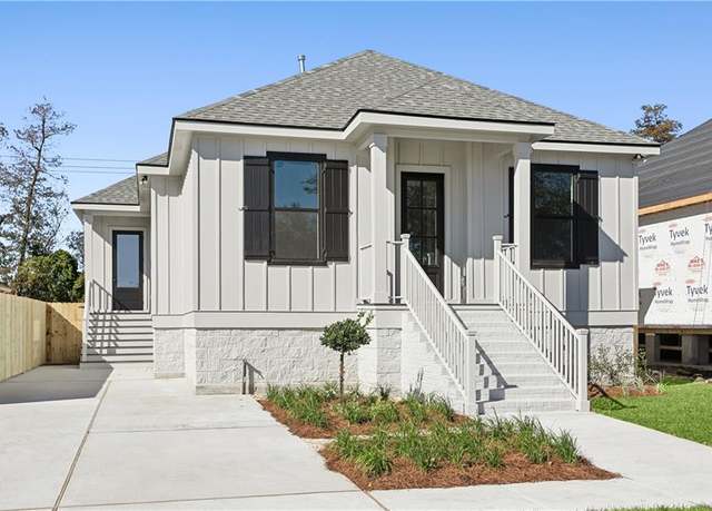 Property at 3916 Norwood Dr, Chalmette, LA 70043, 4 beds, 2 baths