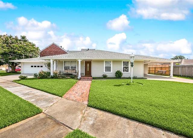 Property at 1701 Woodrow Ave, Metairie, LA 70001, 3 beds, 2.5 baths