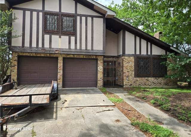 Property at 7300 Briarheath Dr E, New Orleans, LA 70128, 4 beds, 2.5 baths
