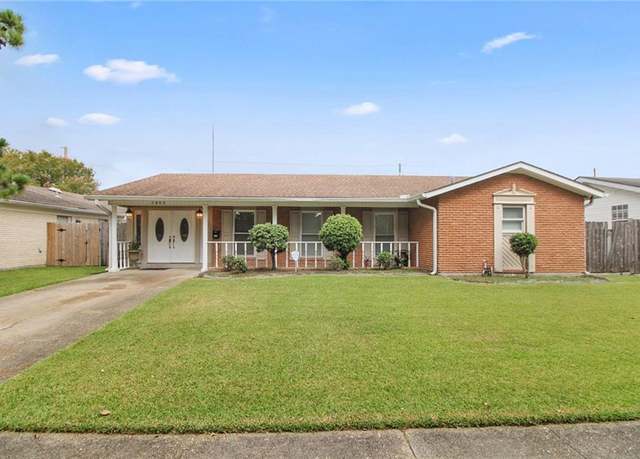 Property at 1865 Green Oaks Dr, Terrytown, LA 70056, 5 beds, 2 baths
