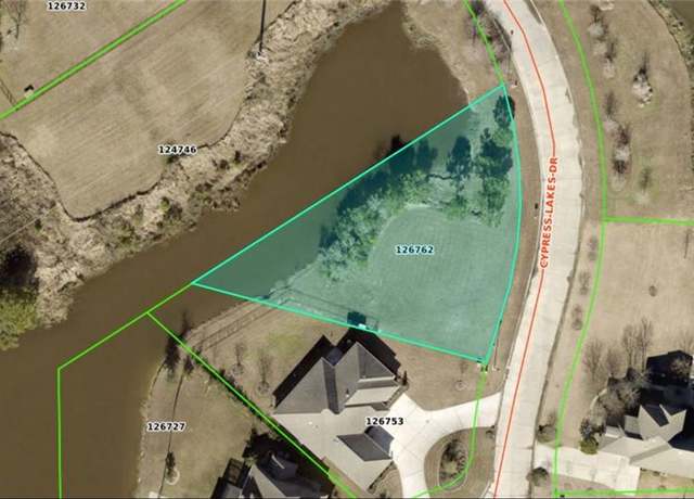 Property at 330 Cypress Lakes Dr, Slidell, LA 70458