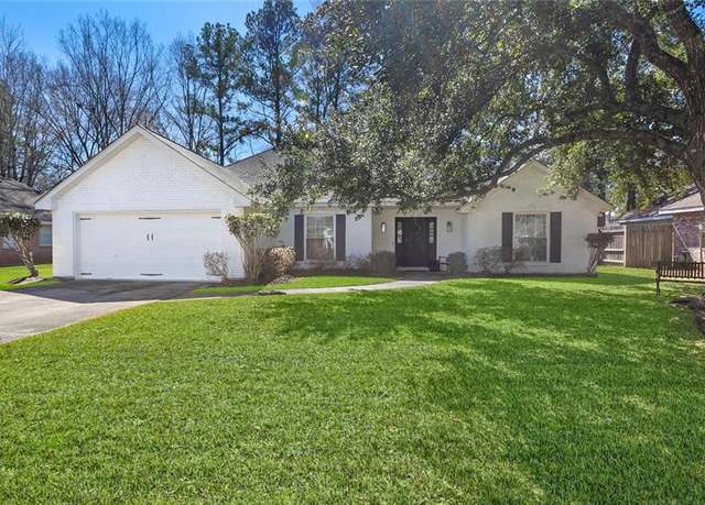 Property at 1212 Sycamore Pl, Mandeville, LA 70448, 4 beds, 2 baths