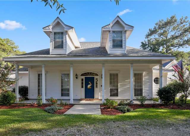 Property at 67 N Dogwood Dr, Covington, LA 70433, 4 beds, 4 baths