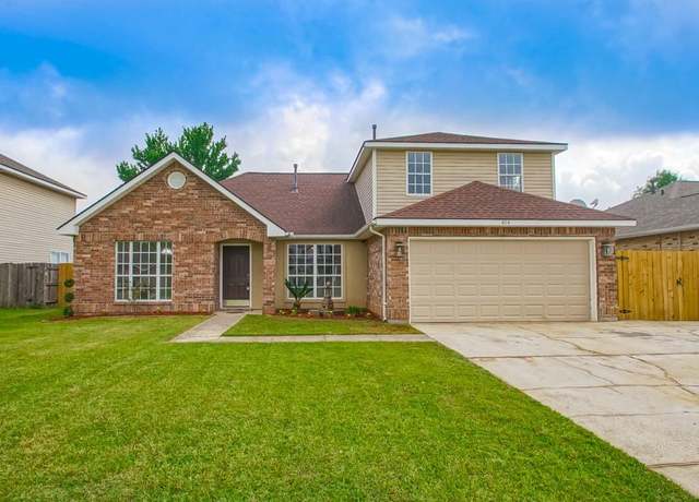 Property at 404 Creekside Ct, Covington, LA 70435, 4 beds, 2.5 baths