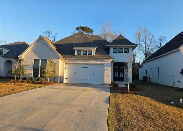 Property at 67562 Antioch Dr, Mandeville, LA 70471, 3 beds, 2.5 baths