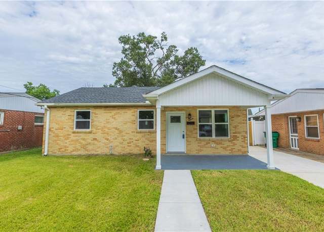 Property at 211 9th St, Gretna, LA 70053, 3 beds, 2 baths