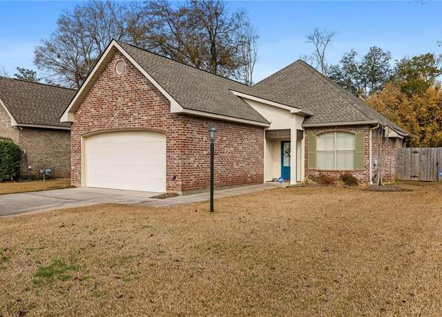 Property at 1504 Camellia Dr, Hammond, LA 70403, 3 beds, 2 baths