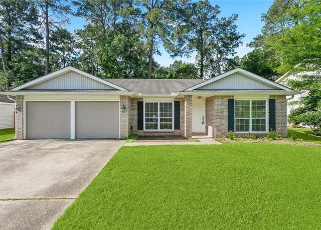 Property at 128 Sumner St, Covington, LA 70433, 4 beds, 2 baths