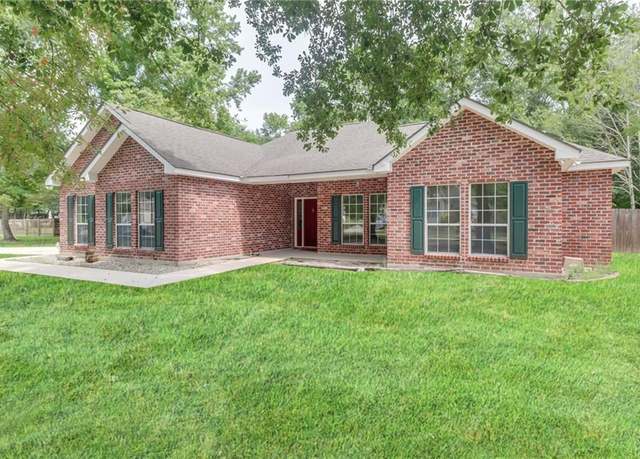 Property at 30167 East St, Lacombe, LA 70445, 3 beds, 2 baths