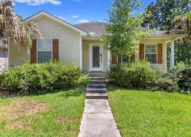 Property at 37606 Nuevo St, Slidell, LA 70458, 3 beds, 2 baths