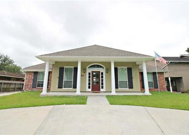 Property at 109 Shirley St, Belle Chasse, LA 70037, 4 beds, 3 baths