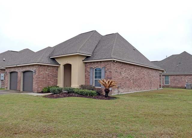 Property at 10000 Cesson Ct, Madisonville, LA 70447, 3 beds, 2 baths