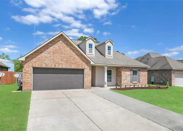 Property at 13921 Arbor Walk Dr, Denham Springs, LA 70726, 3 beds, 2 baths