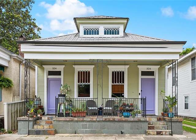Property at 324 Angela St, Arabi, LA 70032, 4 beds, 3 baths